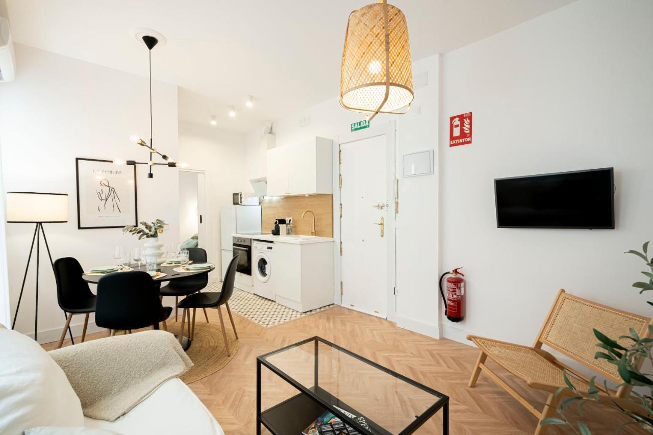 For You Rentals Apartamento Temporal Delicias Madrid Ccr9 ภายนอก รูปภาพ